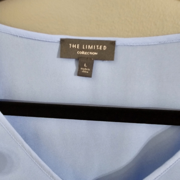 The Limited ladies top - Picture 2 of 3